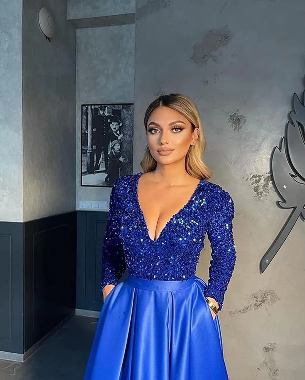 Miao Duo Women's Sparkly Sequin Prom Ball Gown with Pockets Long Sleeve Satin Formal Evening Dress with Slit YZTS055