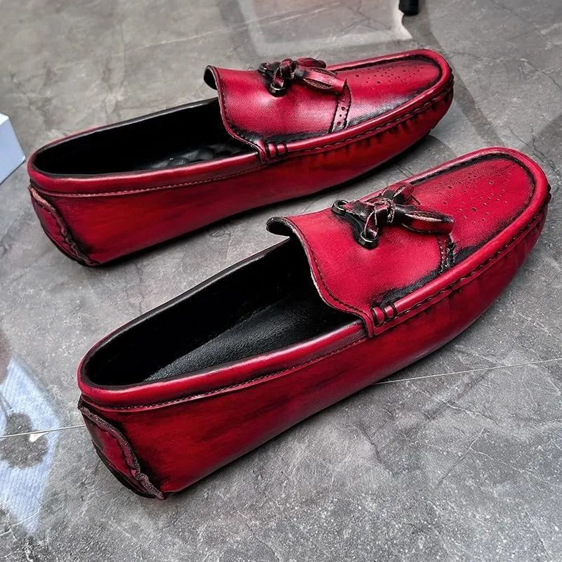 New Loafers for Men Round Toe Vegan Leather Brogue Embossed with Tassel Driving Loafers Anti-Slip Flexible Flat Heel Party Classic Slip On