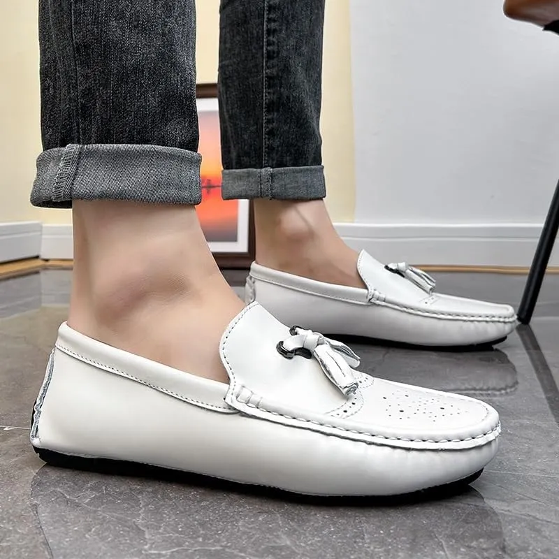New Loafers for Men Round Toe Vegan Leather Brogue Embossed with Tassel Driving Loafers Anti-Slip Flexible Flat Heel Party Classic Slip On